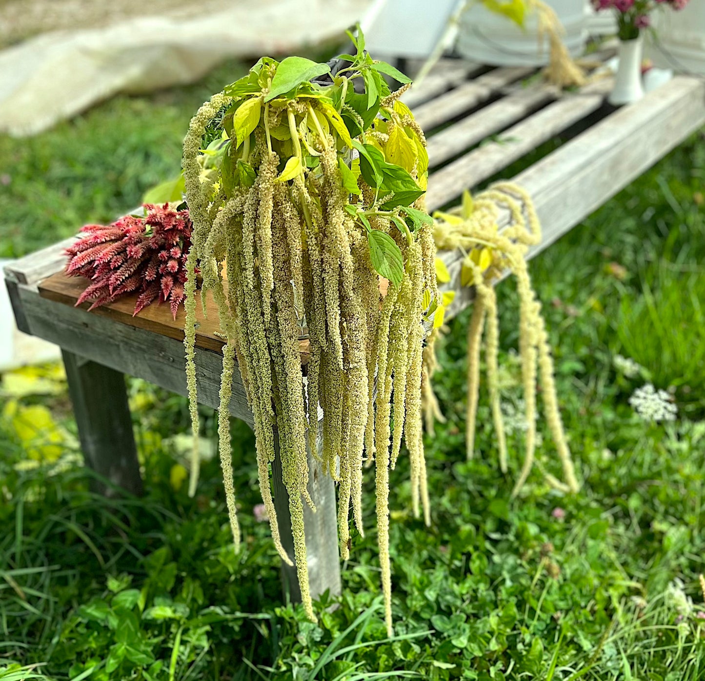 Flower, Emerald Tassels